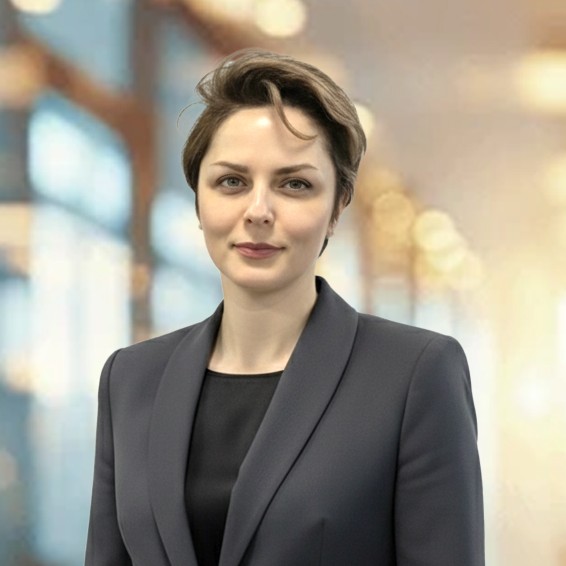 Dena Neek, portrait